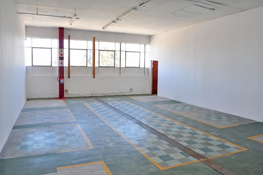 To Let commercial Property for Rent in Maitland Western Cape